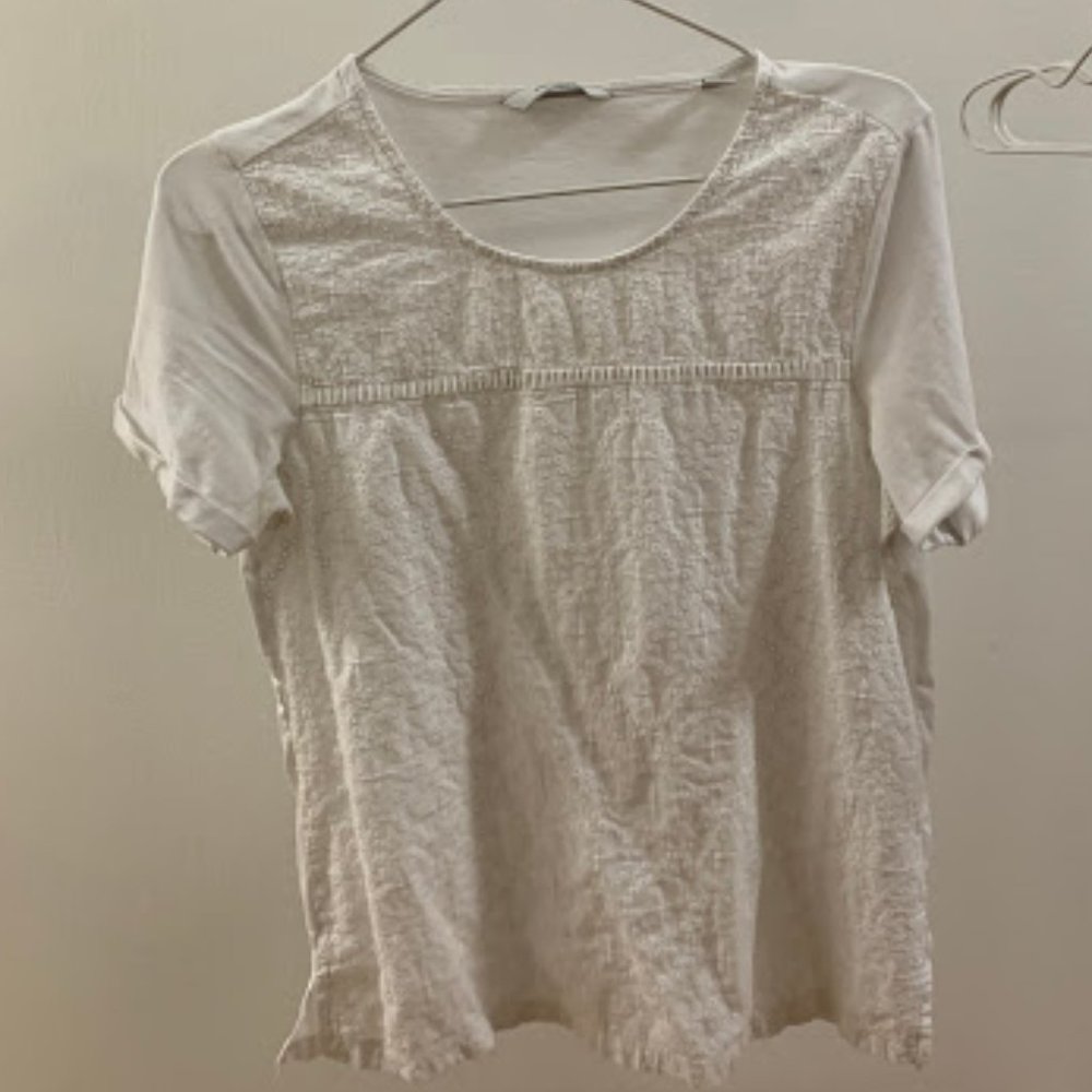 White Shirt With Design on Front